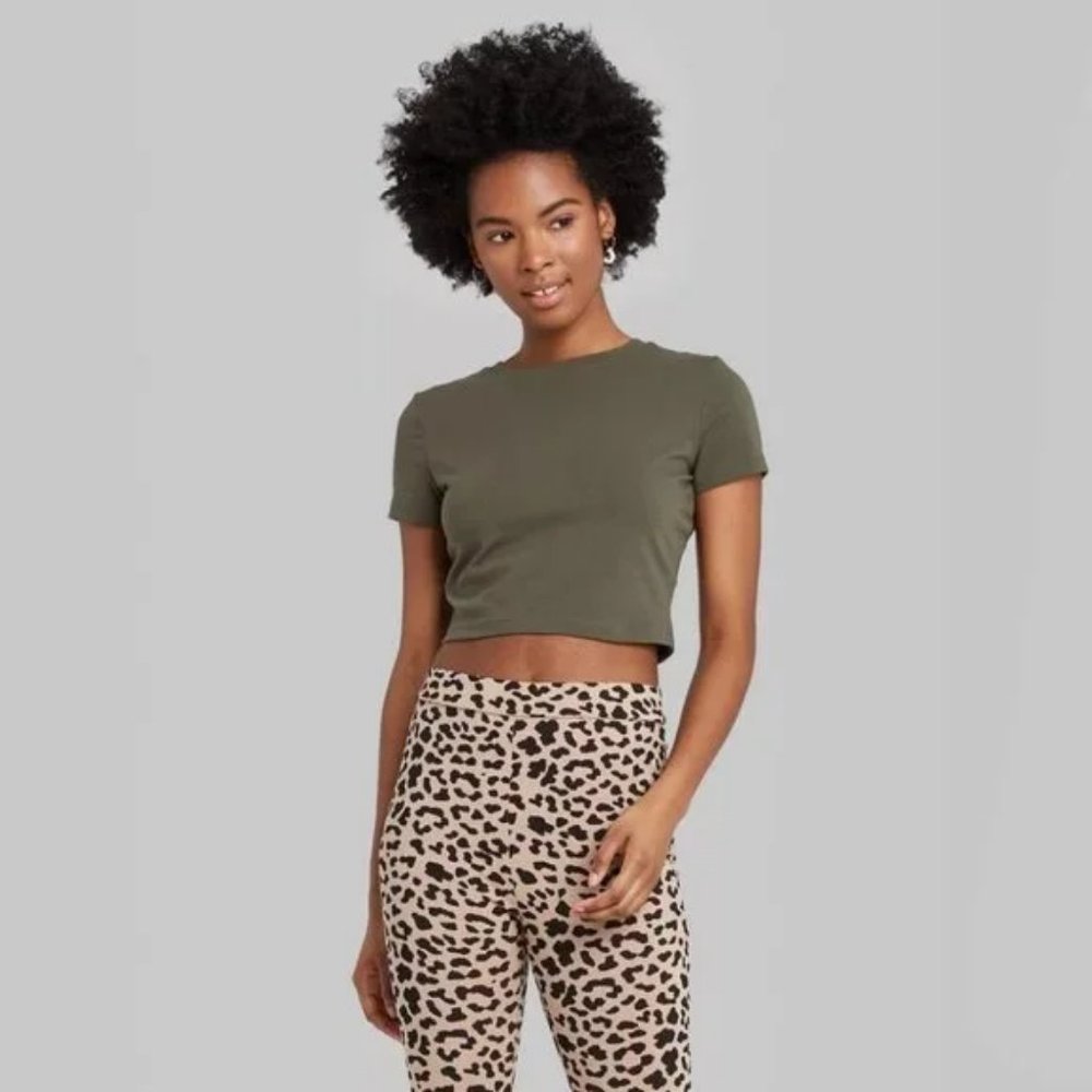 women's Short Sleeve Cropped T-Shirt